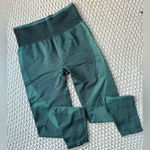 NWOT Victoria’s Secret Pink Seamless Green Contour High Waisted Leggings